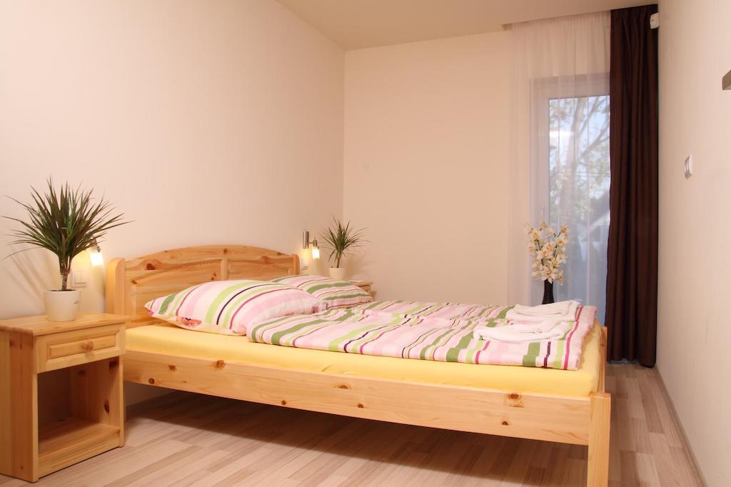 Aba Sea House Villa Balatonszarszo Ruang foto